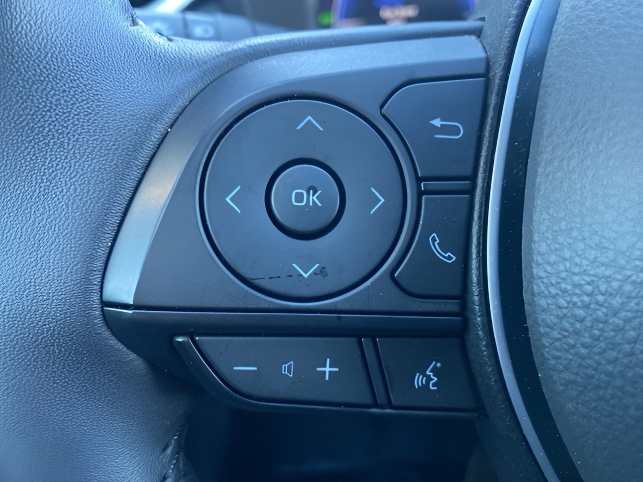 Used 2024 Toyota RAV4 Limited image 14