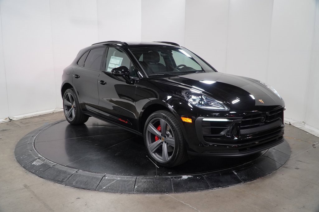 Used 2024 Porsche Macan S image 7