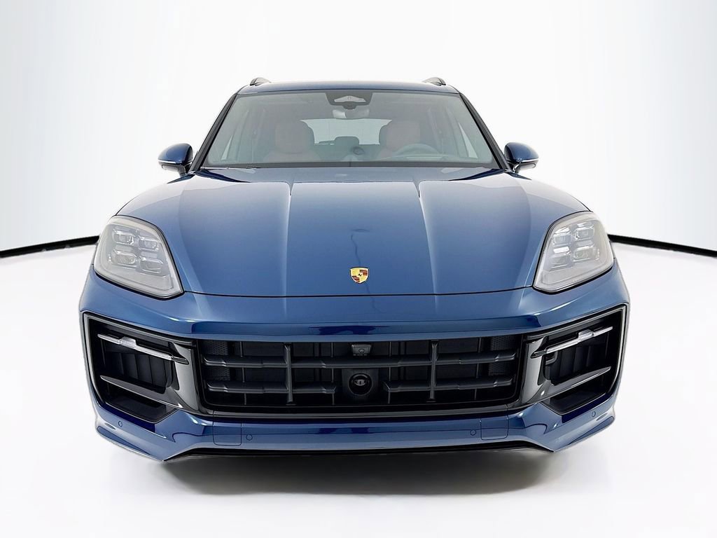 New 2026 Porsche Cayenne GTS image 6