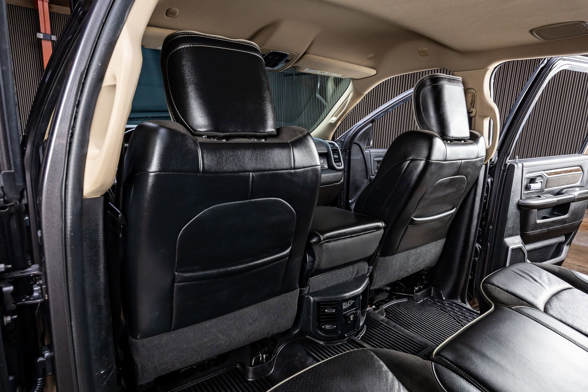 Used 2020 RAM 2500 Laramie AWD/4WD image 34