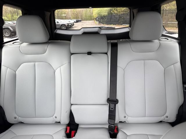 New 2026 Jeep Cherokee Limited AWD/4WD image 24