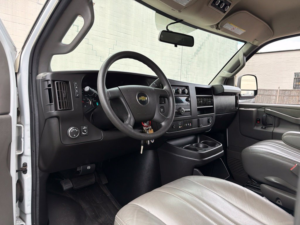 Used 2022 Chevrolet Express 2500 LS RWD image 20