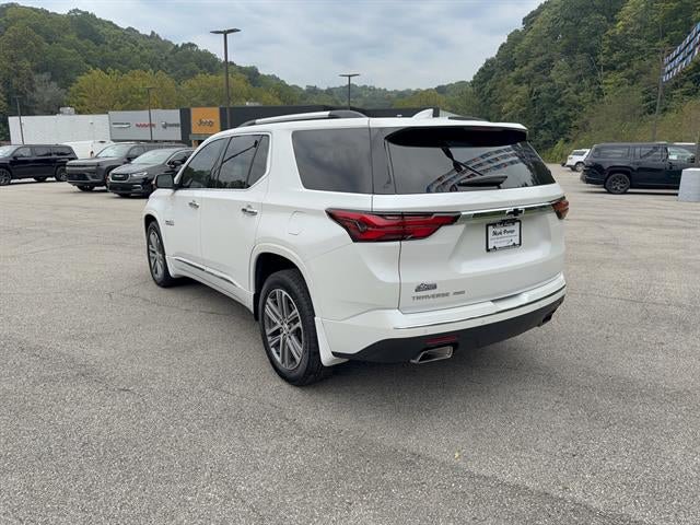 Used 2022 Chevrolet Traverse High Country w/ LPO, Floor Liner Package AWD/4WD image 7