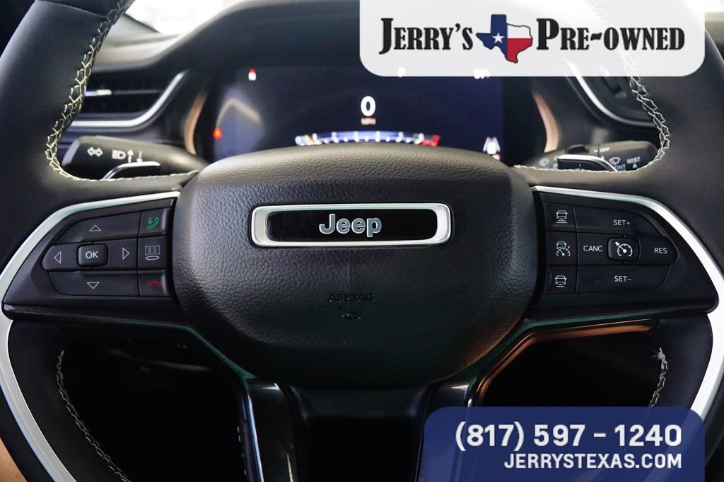 Used 2023 Jeep Grand Cherokee L Laredo AWD/4WD image 14