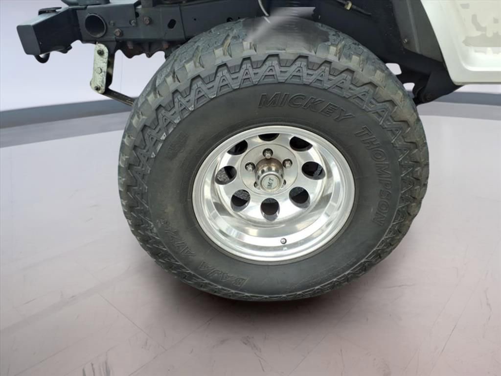 Used 1995 Jeep Wrangler SE image 10