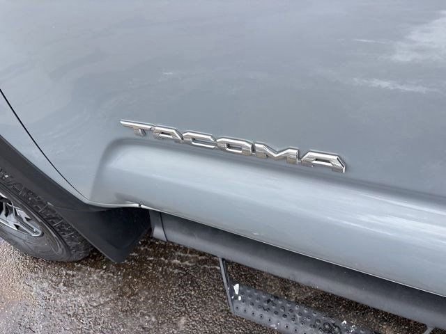 Used 2020 Toyota Tacoma TRD Off-Road image 47