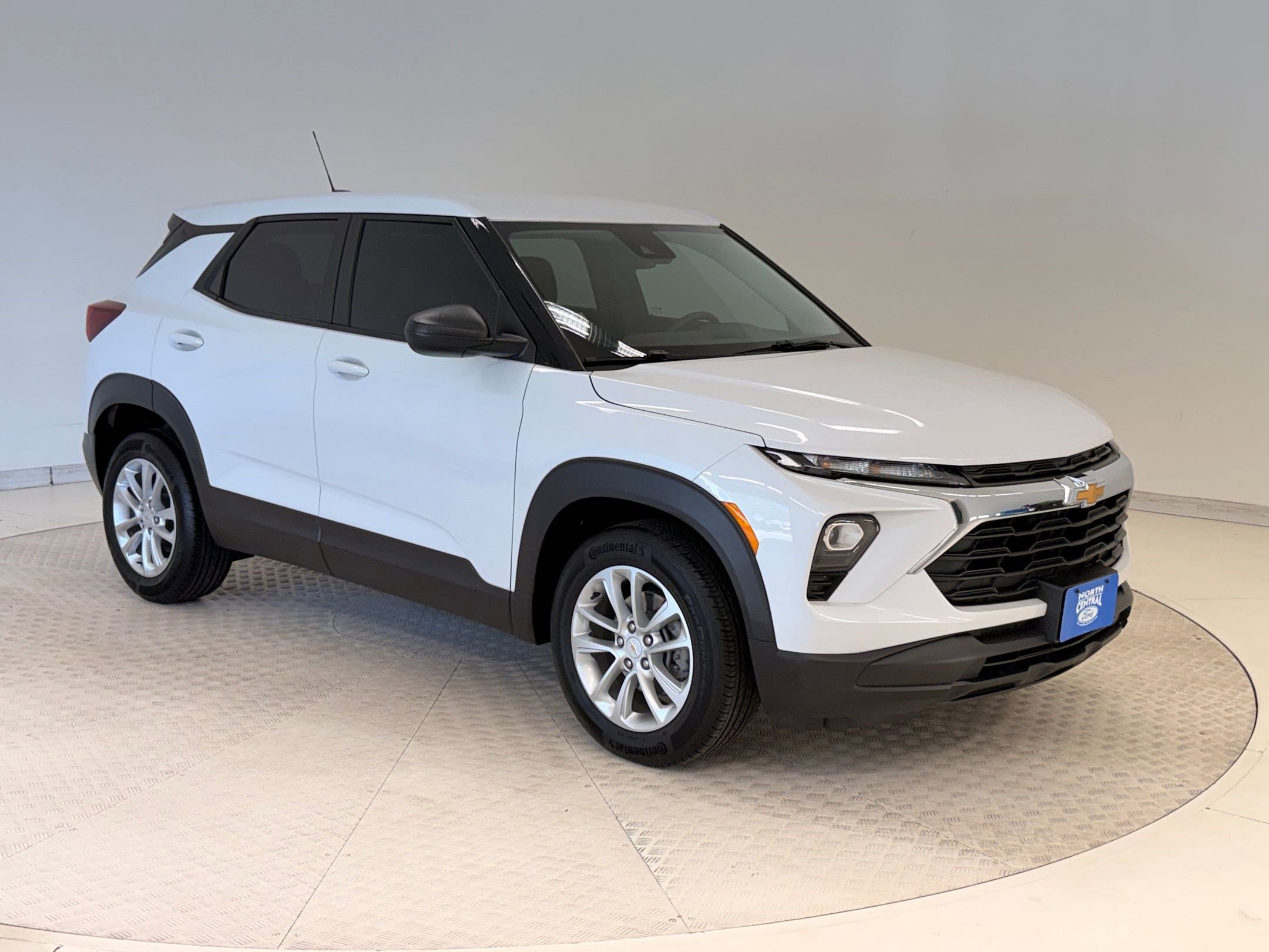 Used 2024 Chevrolet TrailBlazer LS w/ LS Convenience Package image 7