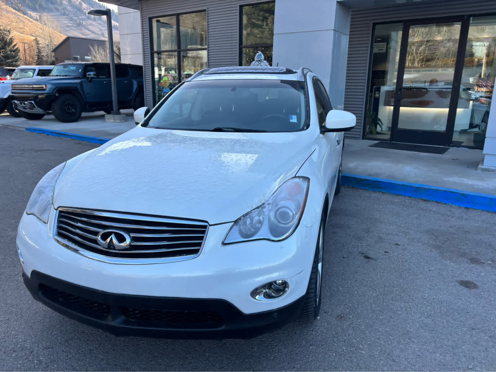 Used 2015 INFINITI QX50 Journey w/ Premium Package image 6