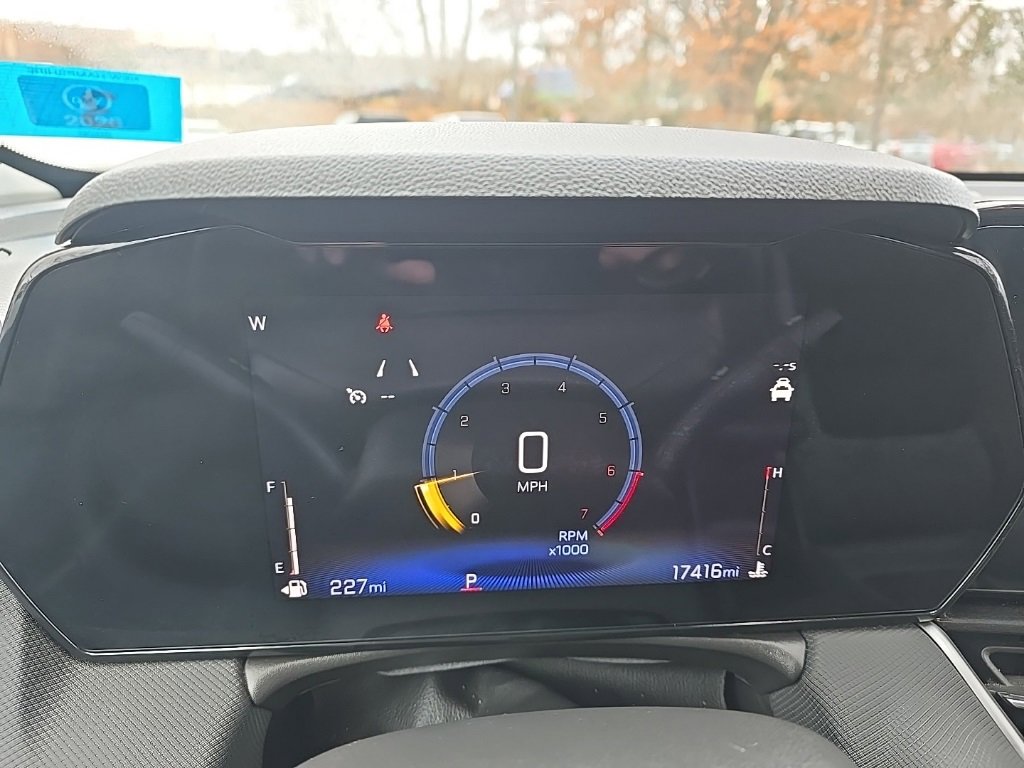 Used 2025 Chevrolet TrailBlazer LT w/ Driver Confidence Package image 19