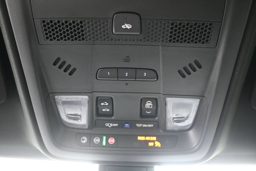 Used 2026 Cadillac XT5 Sportv w/ LPO, Floor Liner Package AWD/4WD image 23