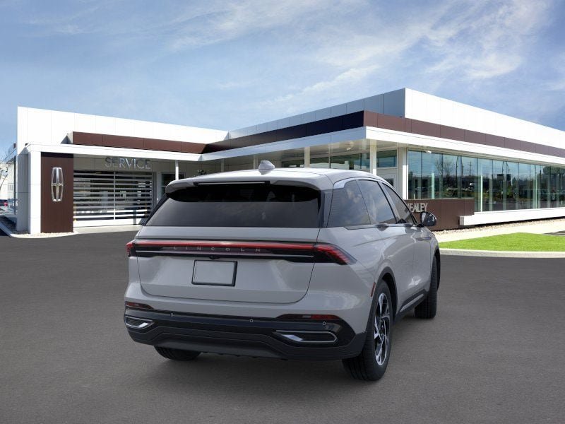 New 2026 Lincoln Nautilus Premier AWD/4WD image 8
