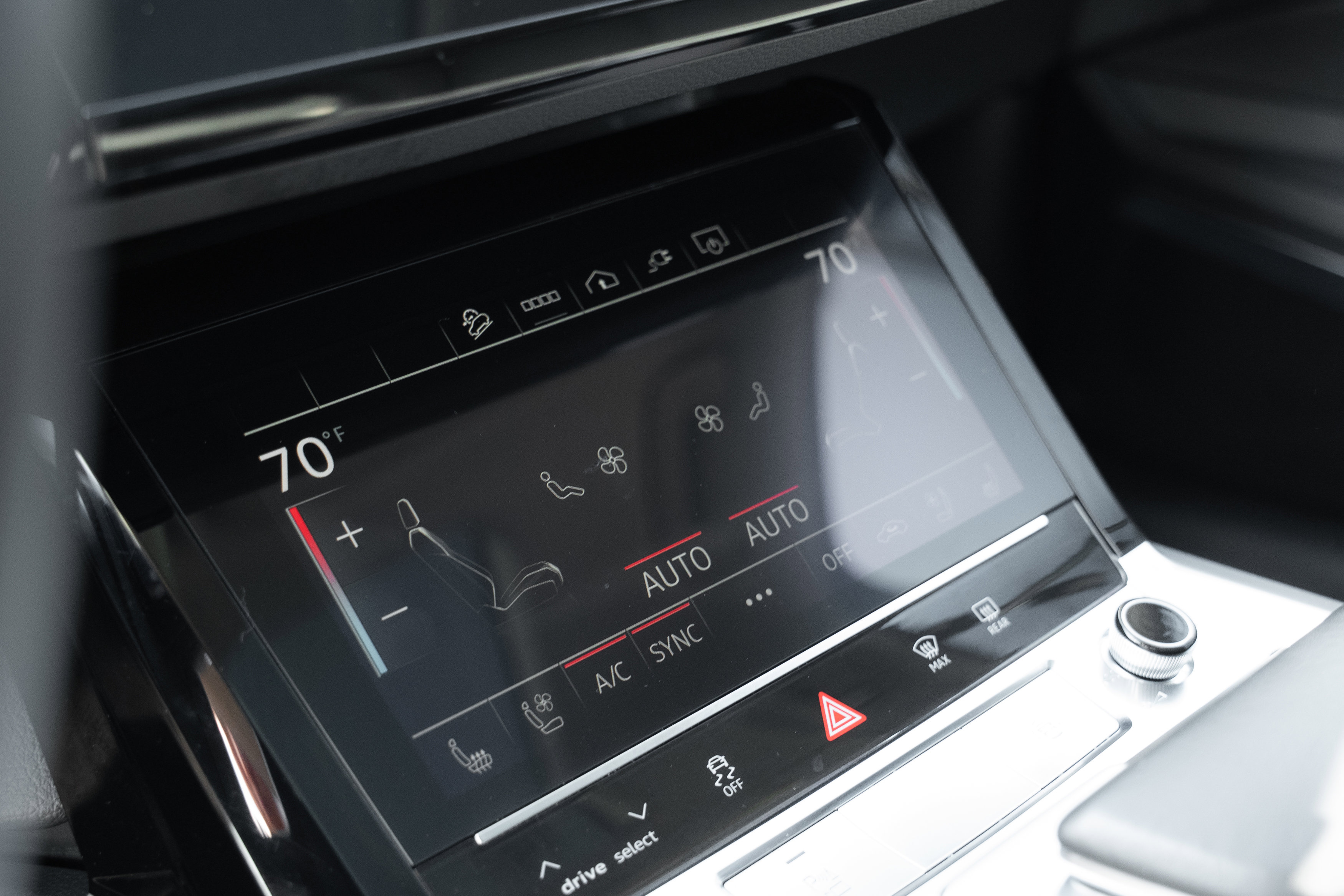 Certified 2024 Audi Q8 e-tron Premium Plus w/ Premium Plus Package image 14