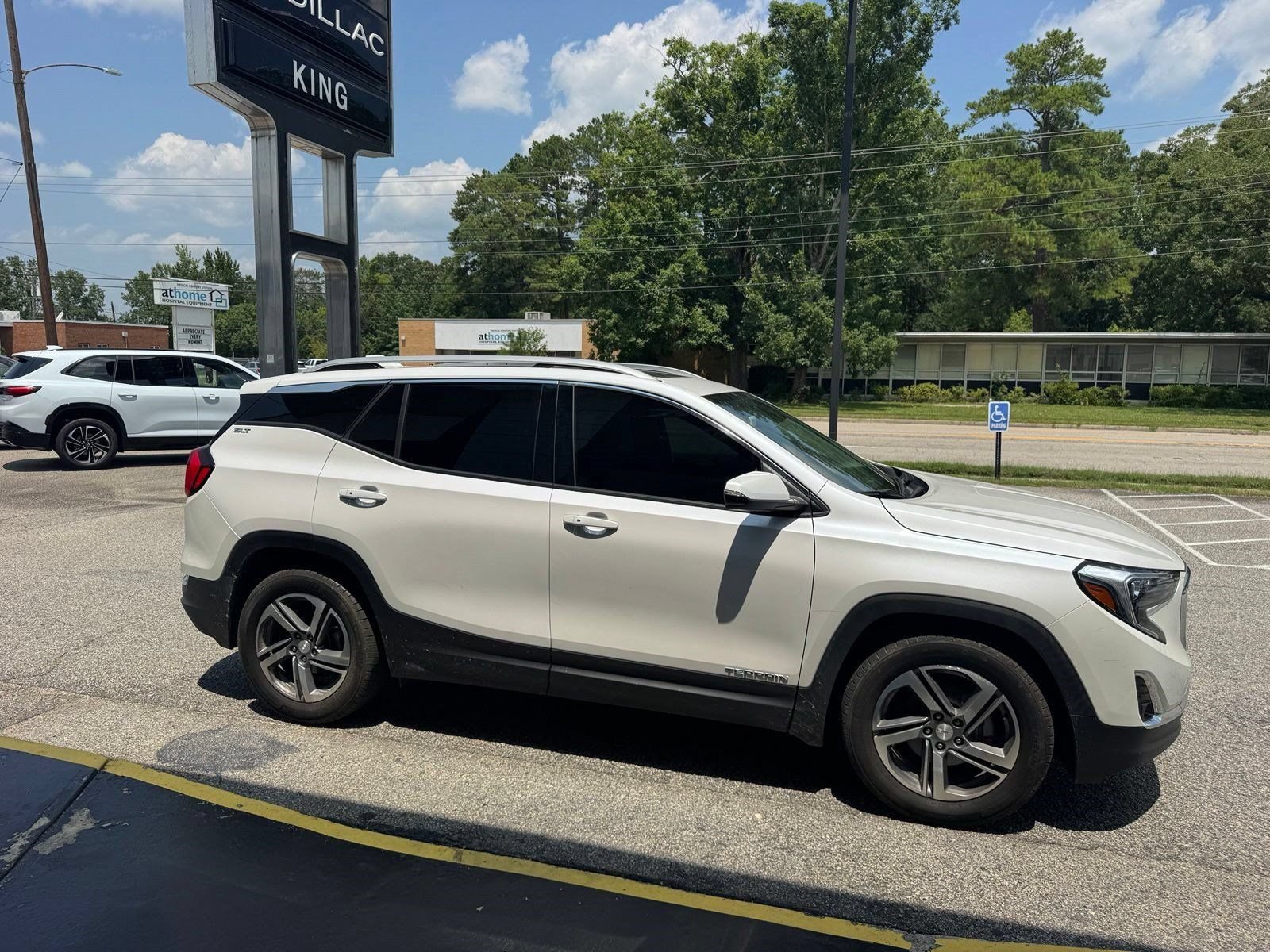 Certified 2021 GMC Terrain SLT w/ Infotainment Package II FWD image 7