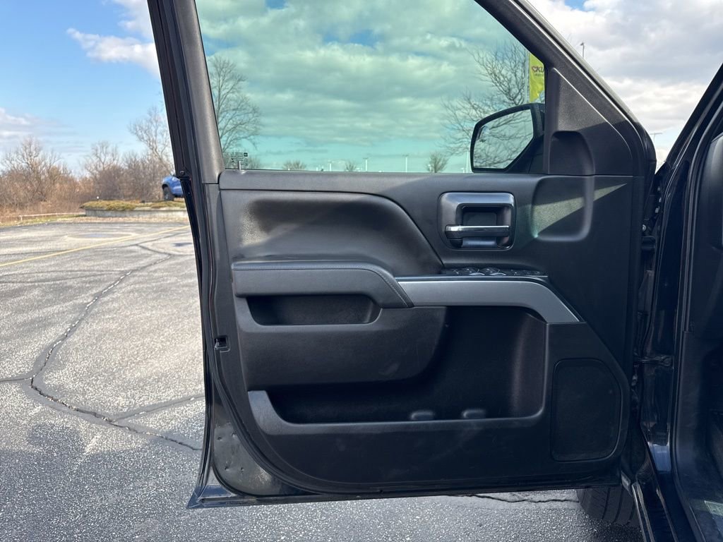 Used 2019 Chevrolet Silverado 1500 LT w/ All Star Edition image 8