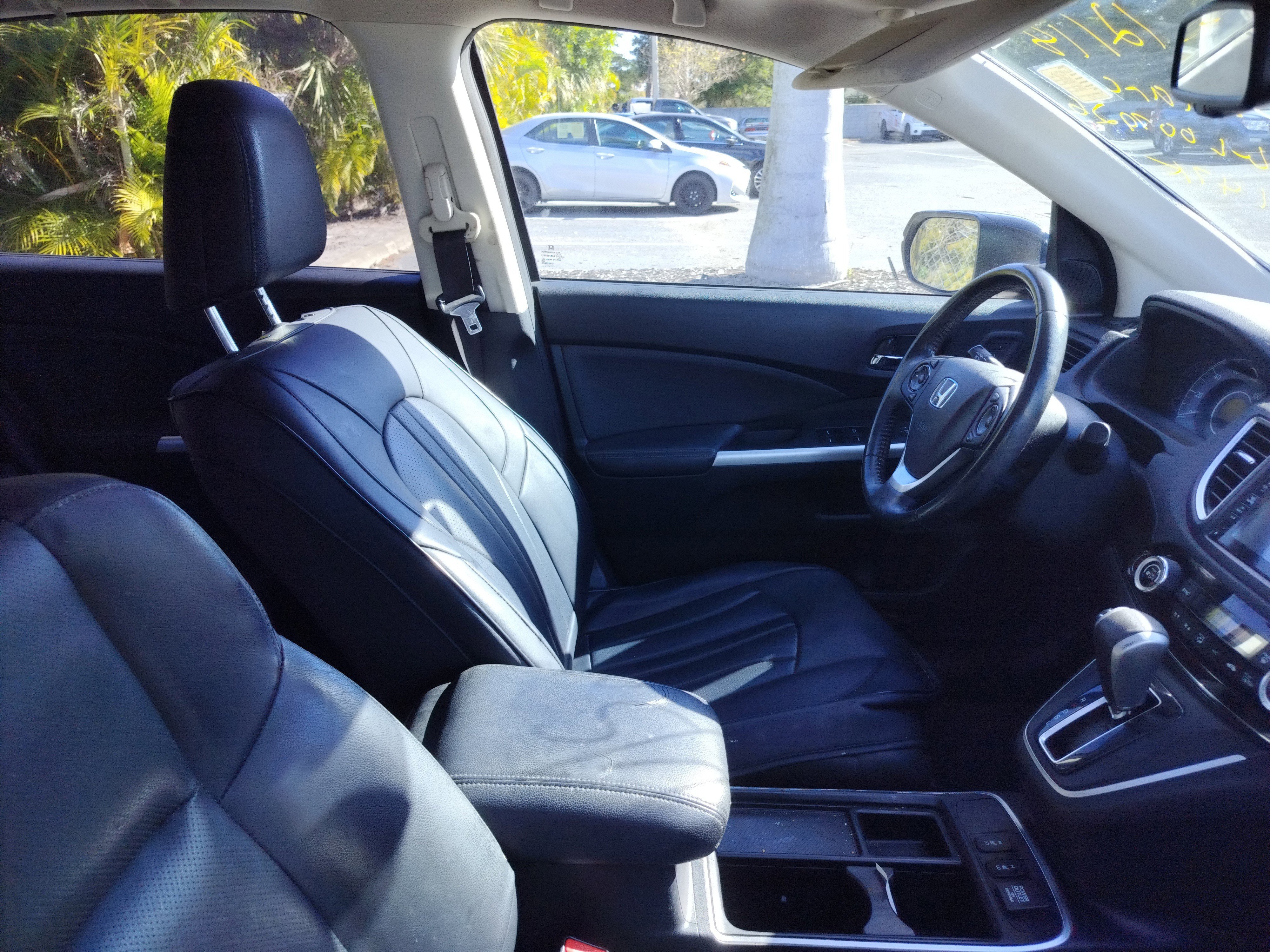 Used 2016 Honda CR-V Touring image 9