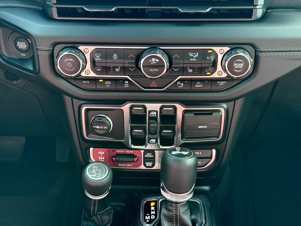 Used 2024 Jeep Wrangler Unlimited Rubicon 392 image 20