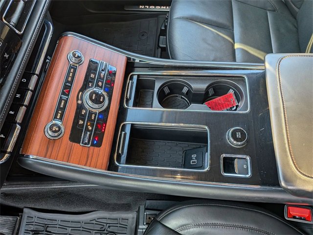 Used 2024 Lincoln Aviator Reserve w/ Equipment Group 201A image 13