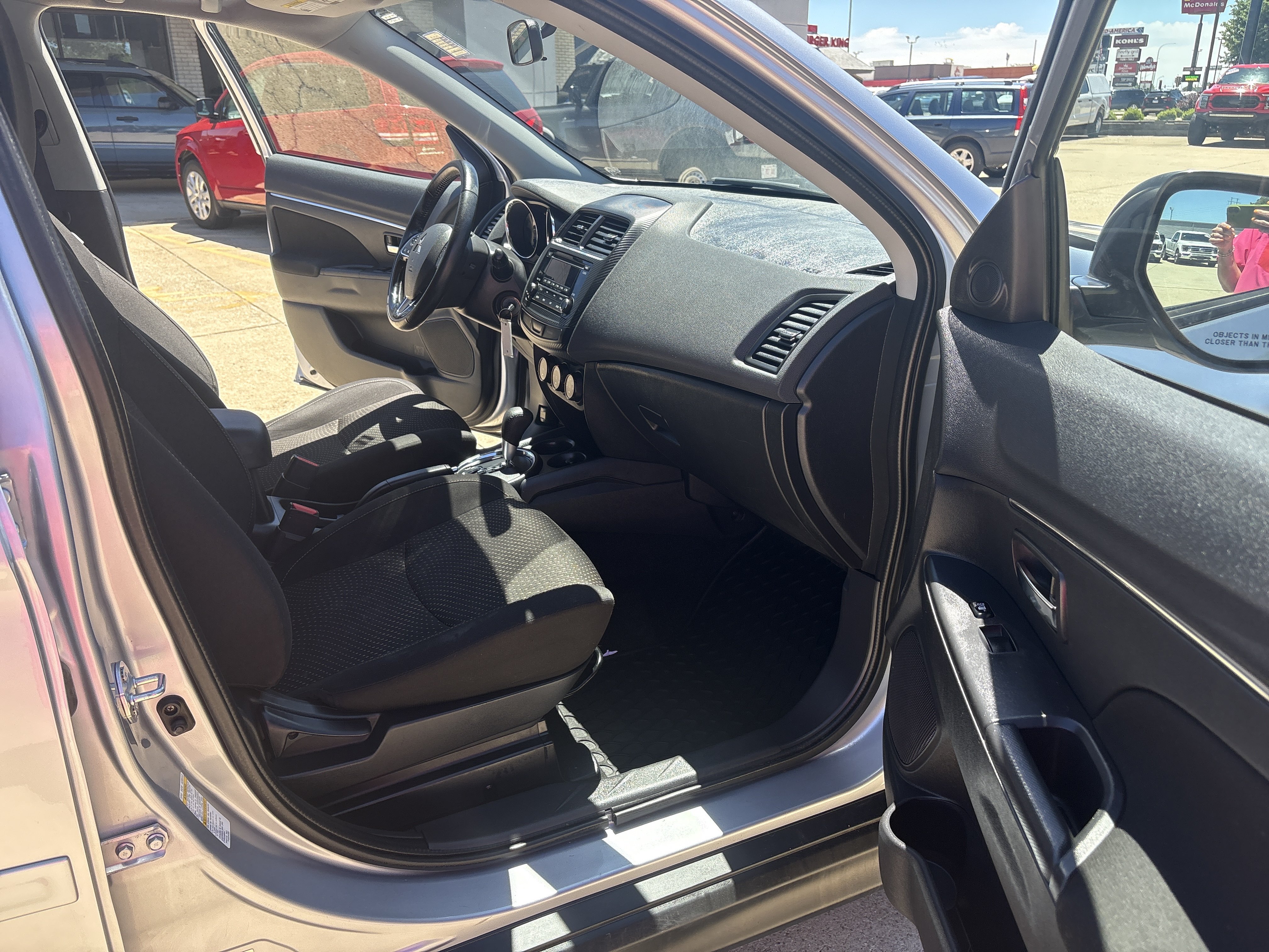 Used 2016 Mitsubishi Outlander Sport SE AWD/4WD image 8