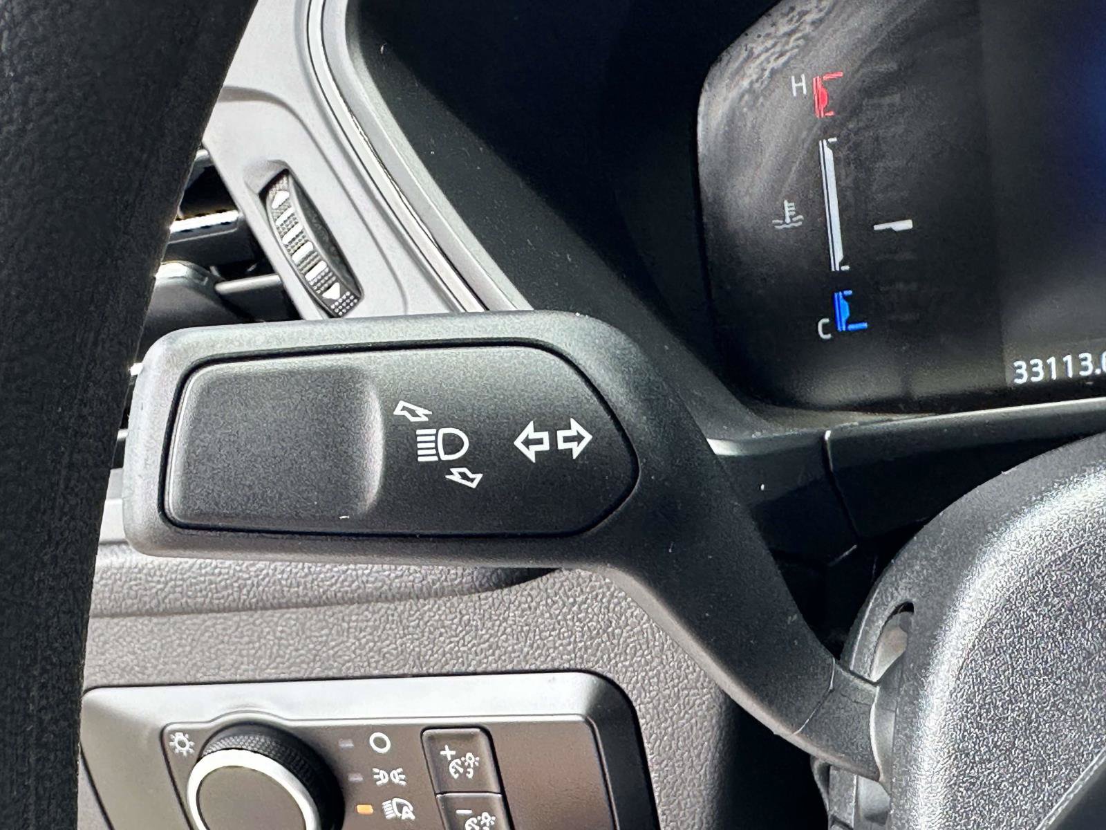 Used 2025 Ford Escape Active AWD/4WD image 19