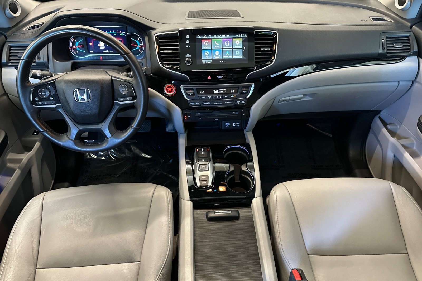 Used 2021 Honda Pilot Touring image 16