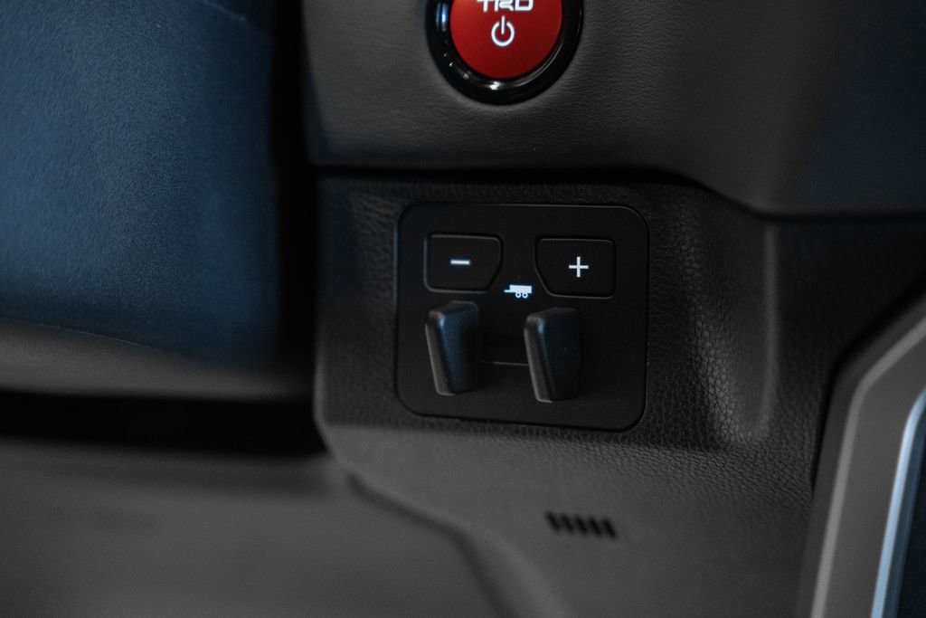 New 2026 Toyota Sequoia Platinum image 32