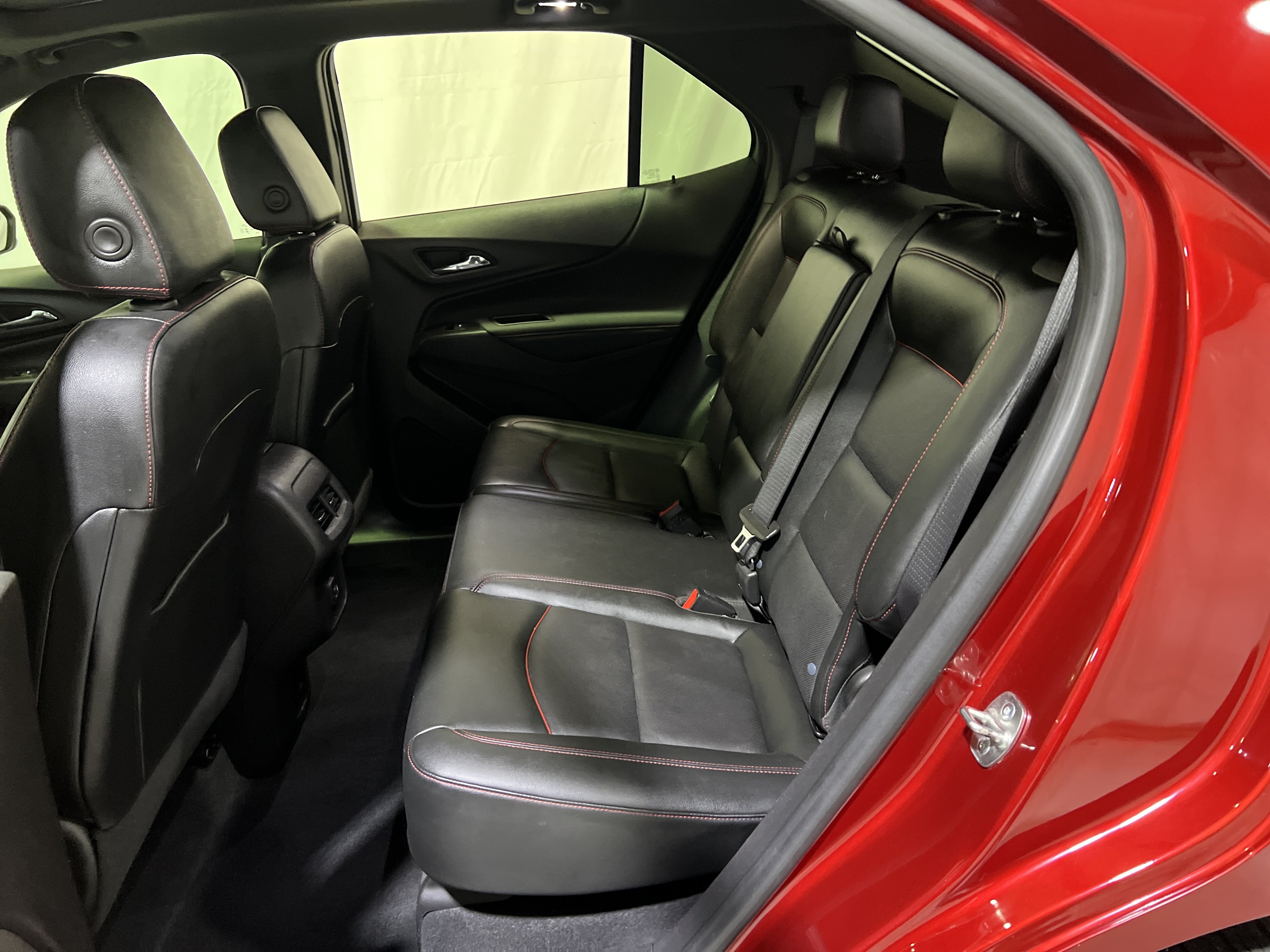 Certified 2024 Chevrolet Equinox RS w/ RS Leather Package AWD/4WD image 16