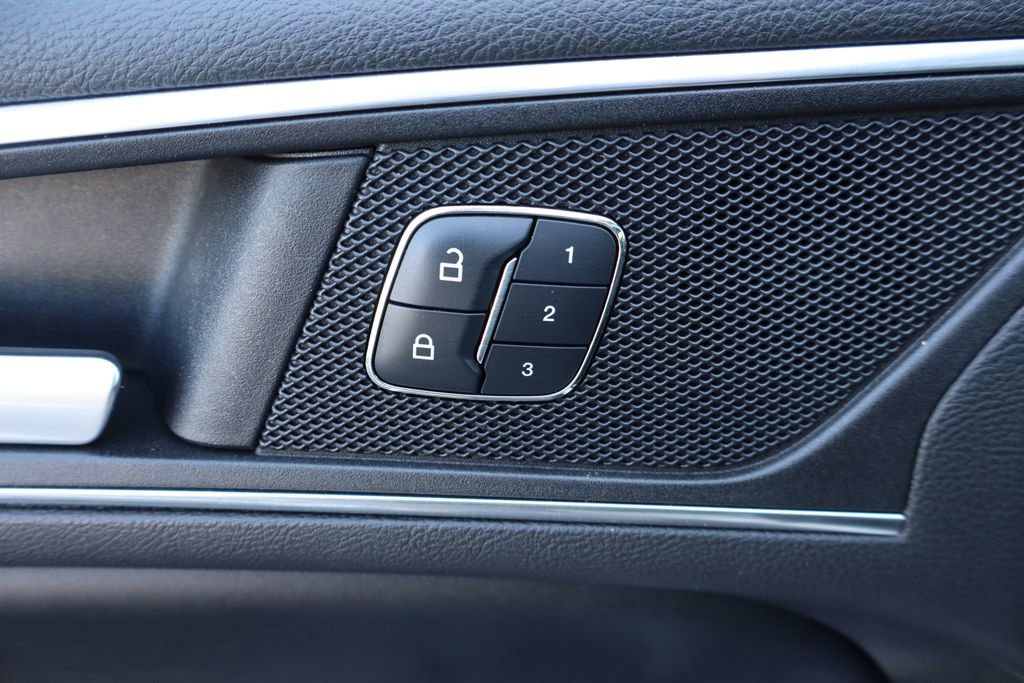 Used 2016 Ford Edge Sport w/ Technology Package AWD/4WD image 10