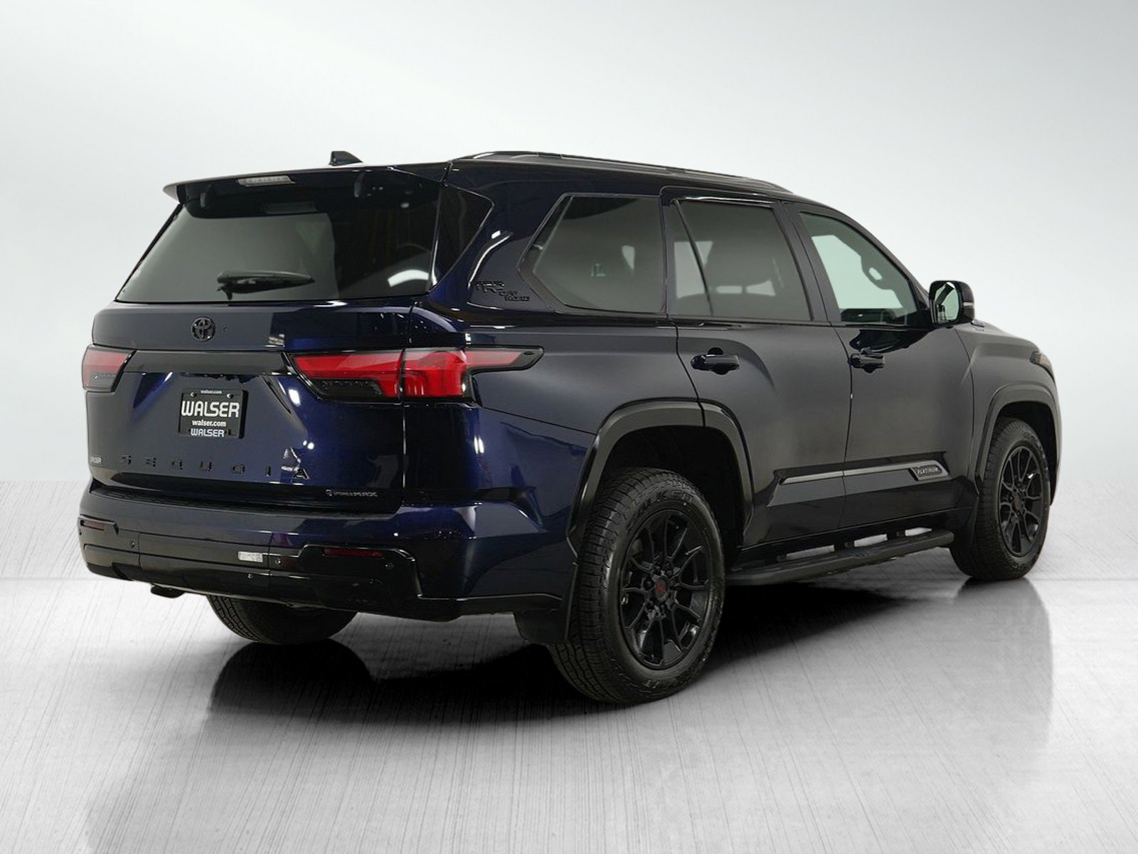 Used 2025 Toyota Sequoia Platinum image 5