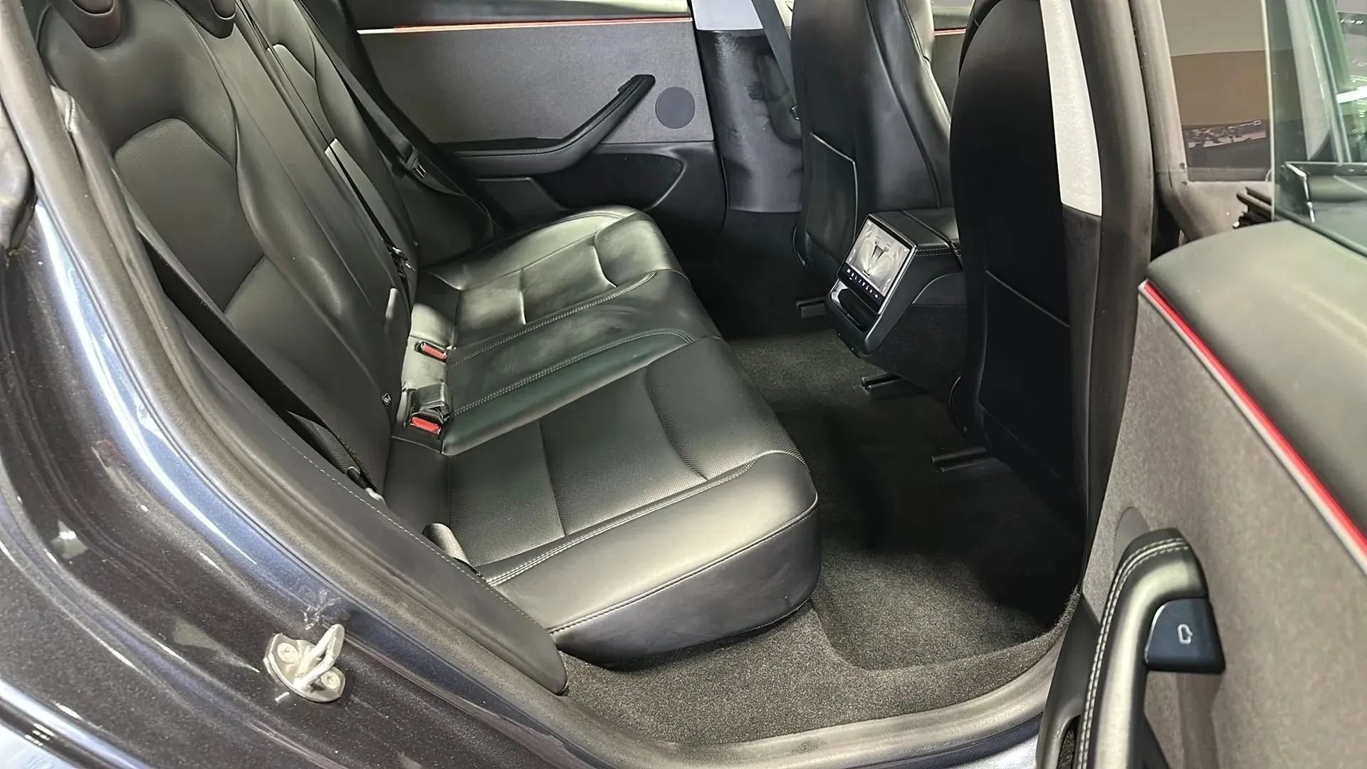 Used 2024 Tesla Model 3 Standard Range RWD image 15
