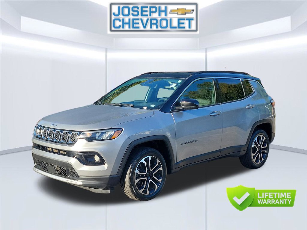 Used 2024 Jeep Compass Limited AWD/4WD image 3