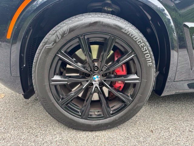 Used 2024 BMW X5 M60i AWD/4WD image 2