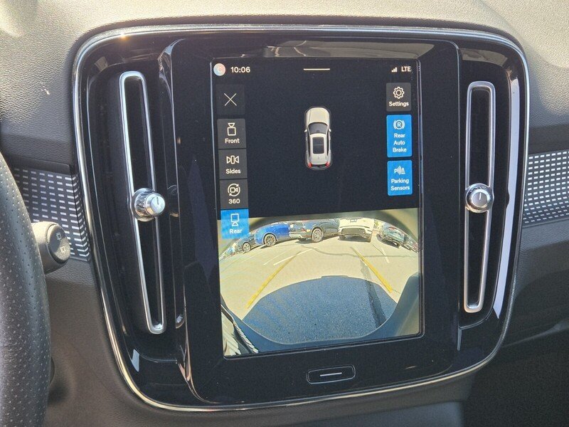Used 2021 Volvo XC40 P8 Recharge AWD/4WD image 20