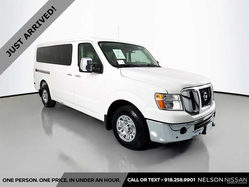 Used 2018 Nissan NV 3500 SL RWD image 3