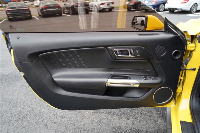 Used 2015 Ford Mustang GT Premium image 34