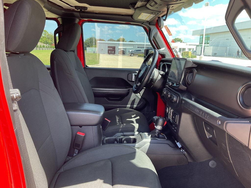 Used 2019 Jeep Wrangler Unlimited Sport S AWD/4WD image 17