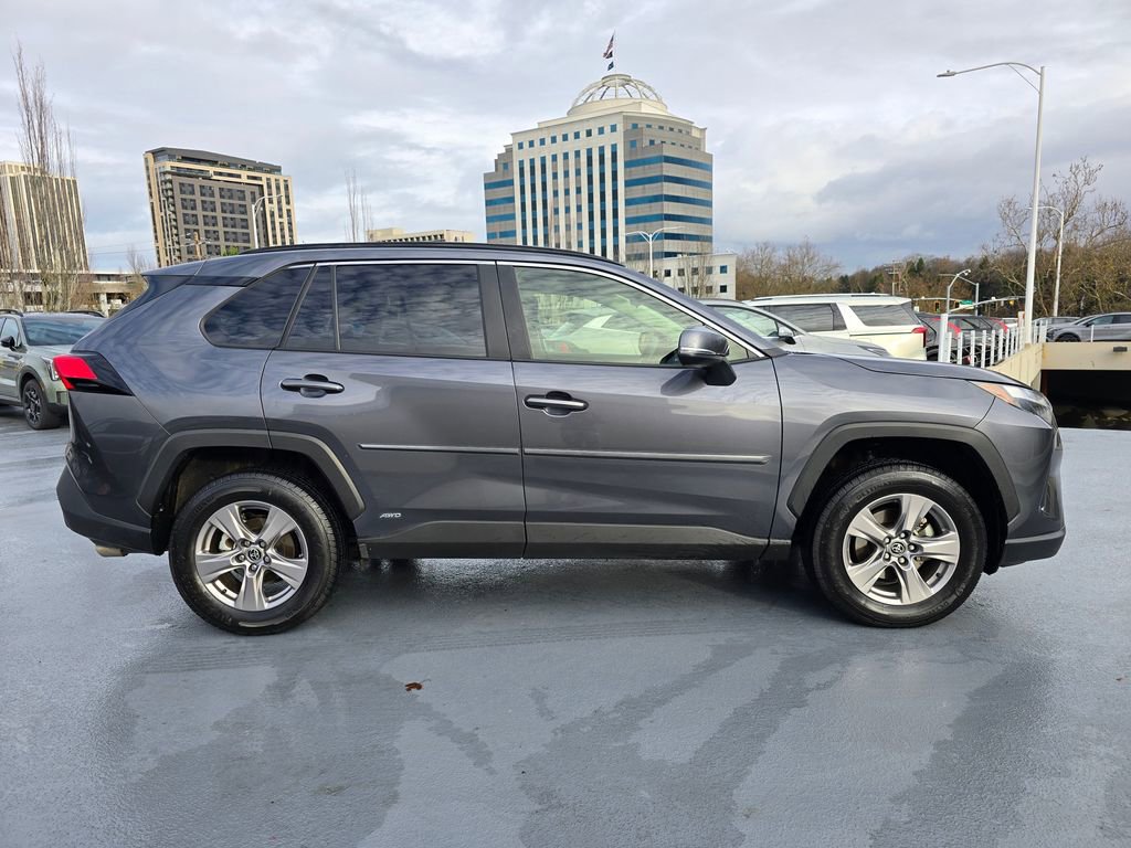 Used 2023 Toyota RAV4 LE image 6
