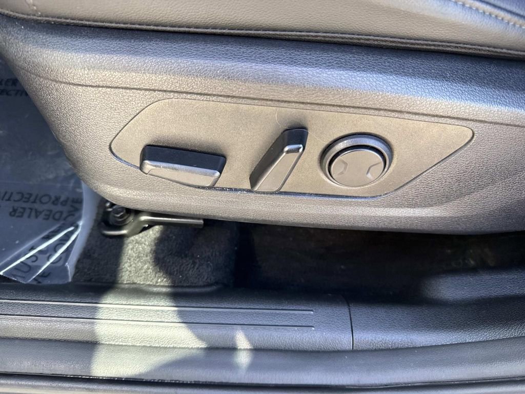 Used 2023 Kia Sportage SX image 27