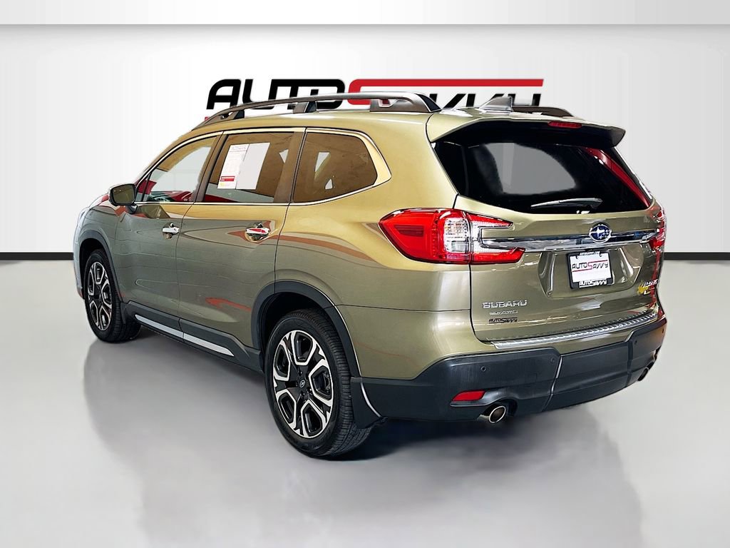 Used 2023 Subaru Ascent Touring AWD/4WD image 5