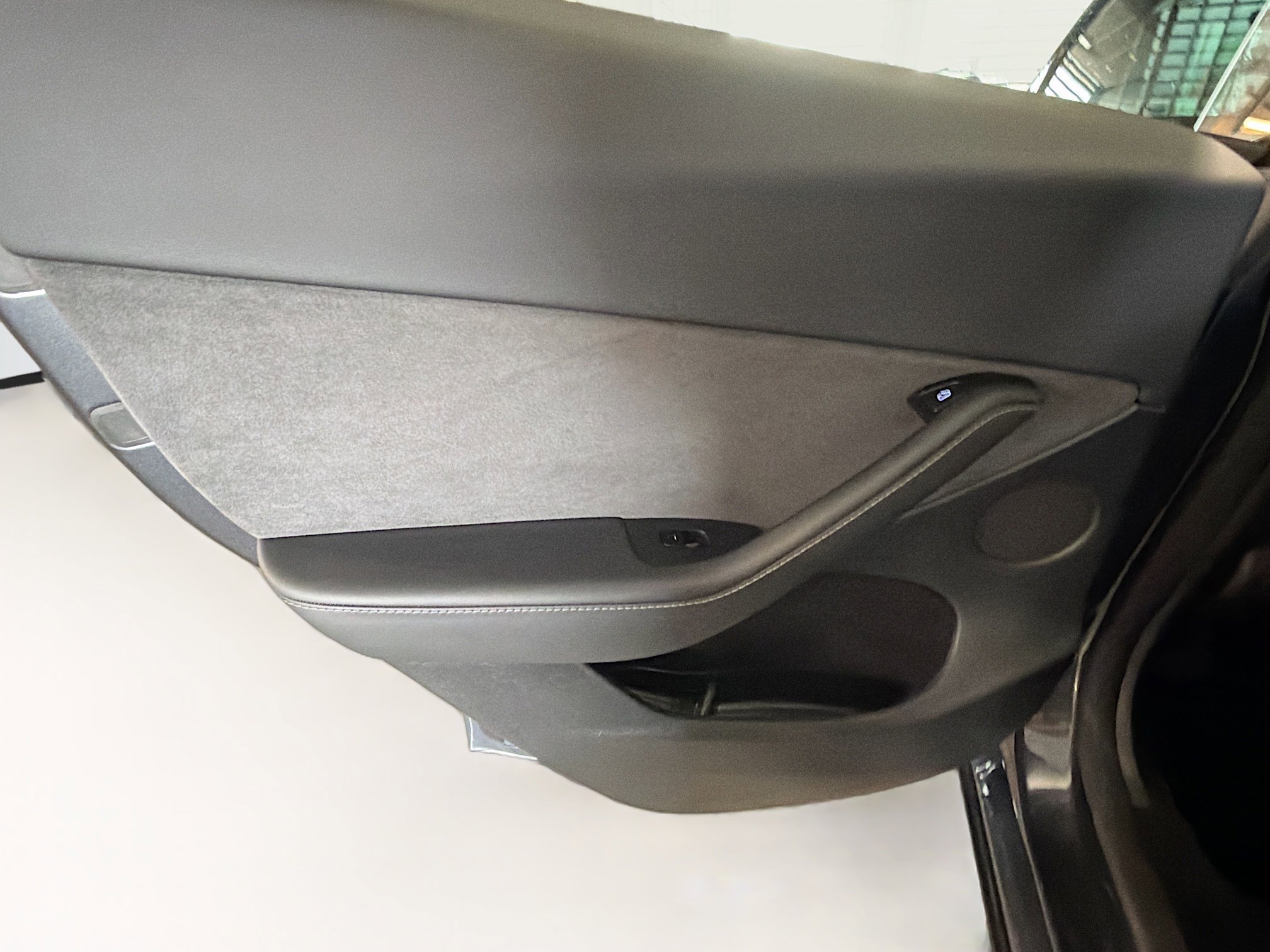 Used 2025 Tesla Model Y Performance AWD/4WD image 26