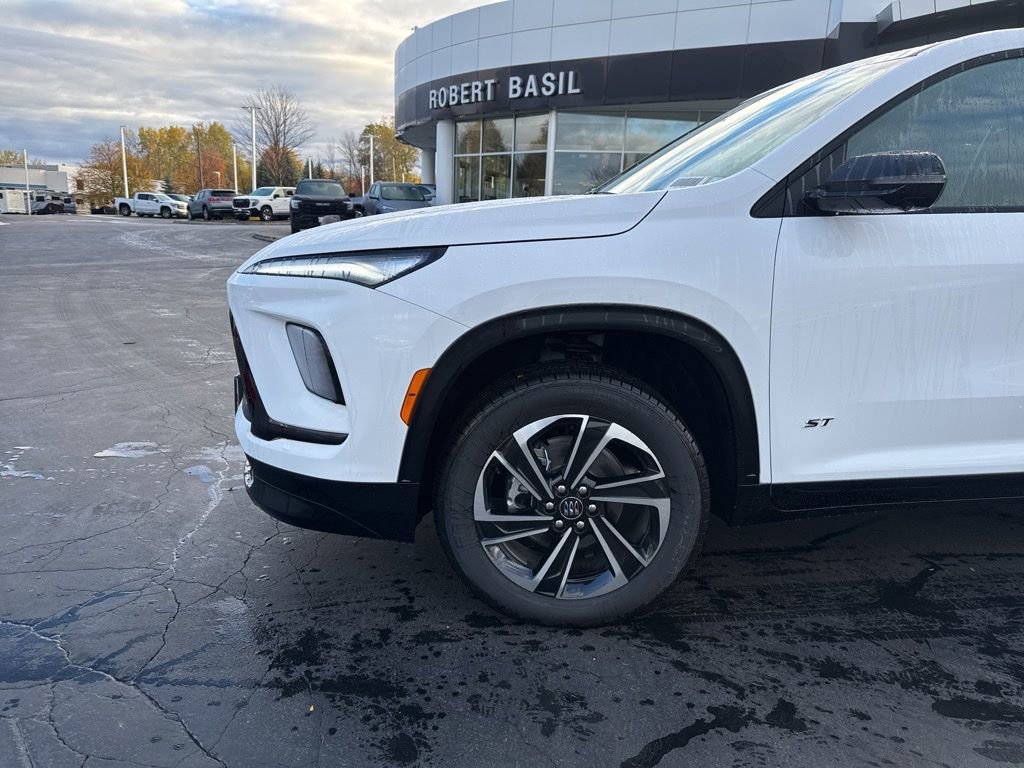 New 2026 Buick Enclave Sport Touring w/ Power Package image 5