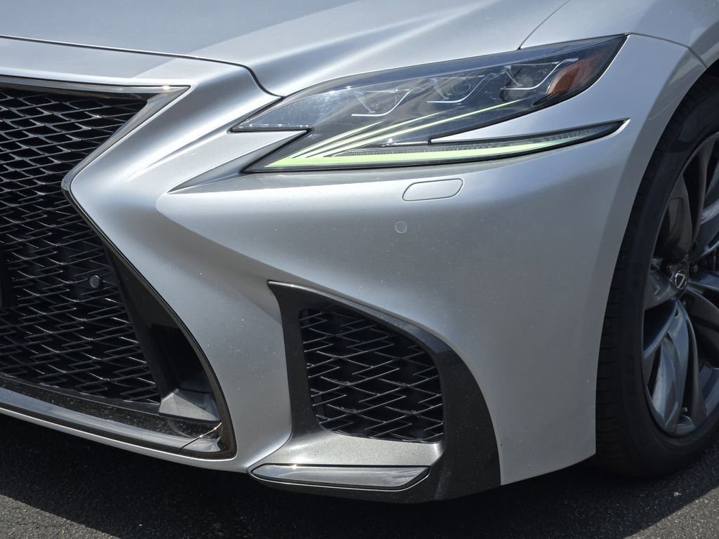 Used 2018 Lexus LS 500 F Sport w/ Accessory Package (Z1) RWD image 10