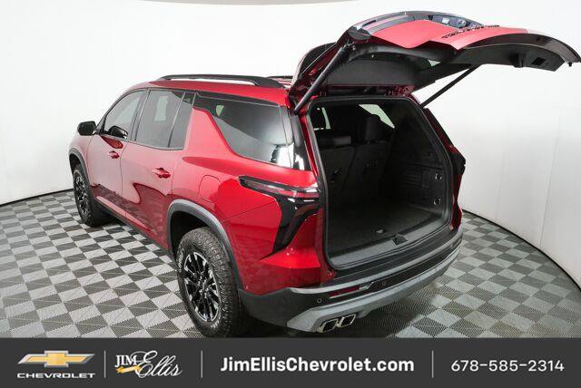 Used 2024 Chevrolet Traverse Z71 w/ Enhanced Driving Package AWD/4WD image 27