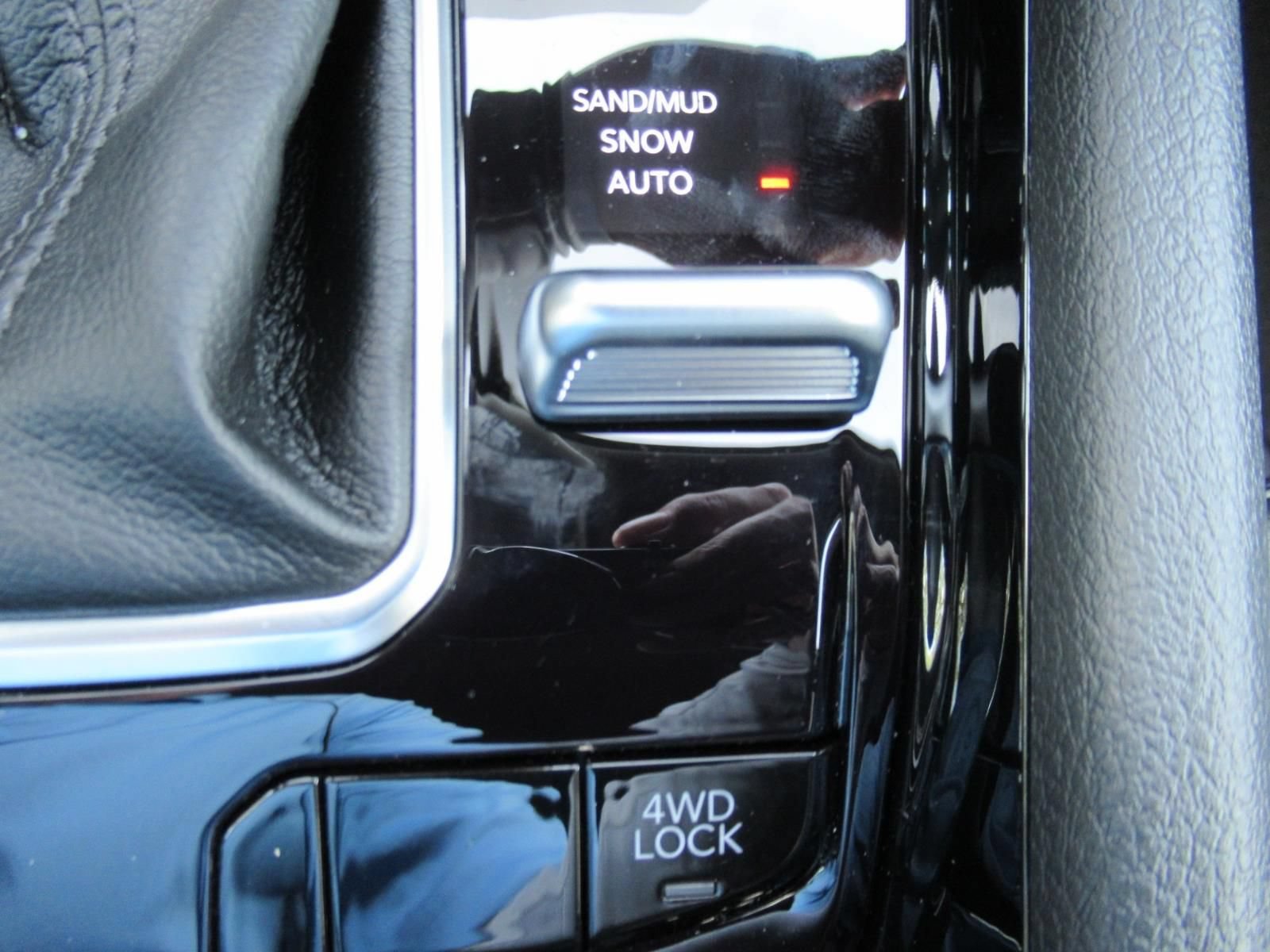 New 2026 Jeep Compass Latitude AWD/4WD image 26