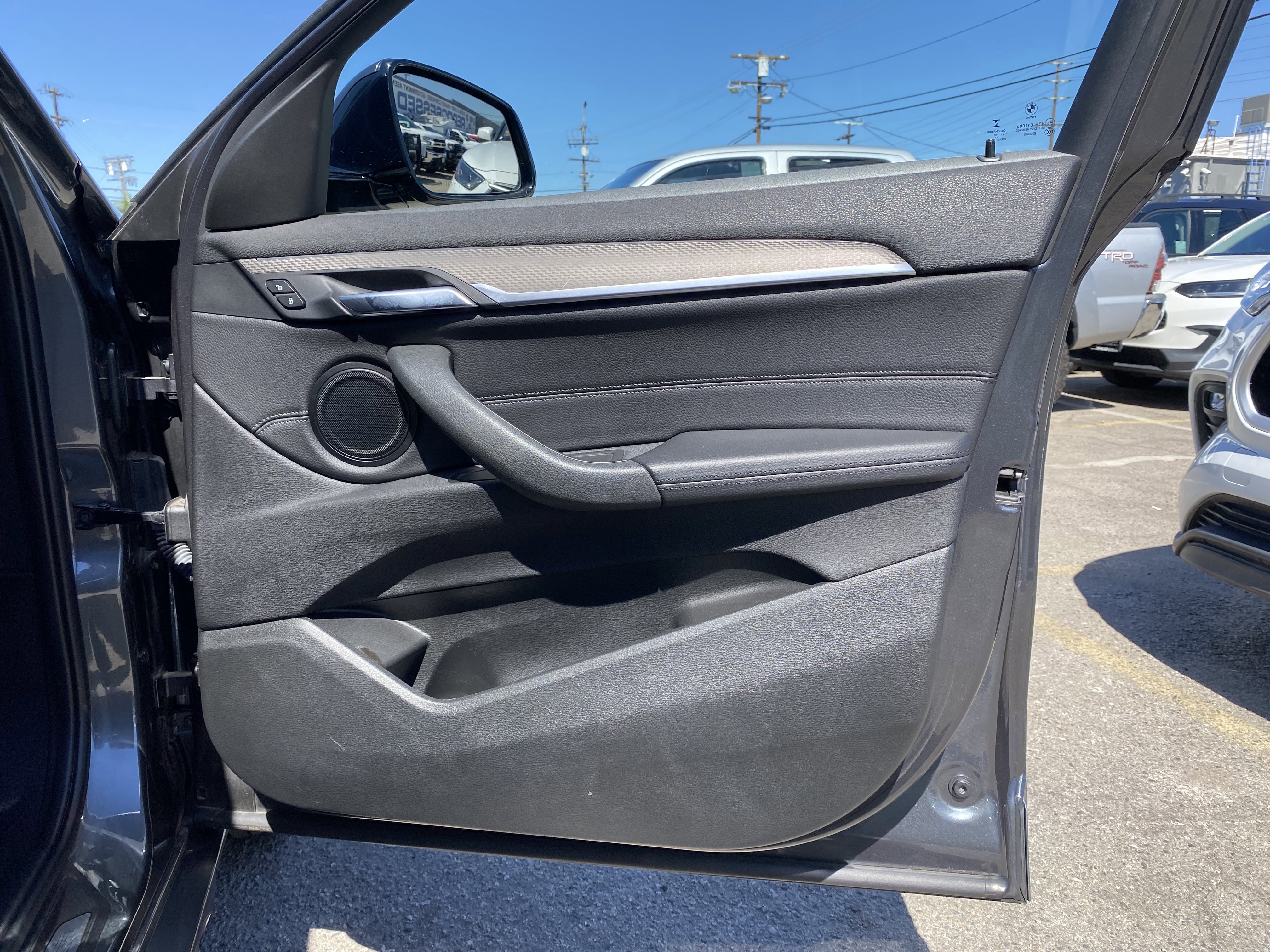 Used 2018 BMW X2 sDrive28i w/ M SportX Package image 21
