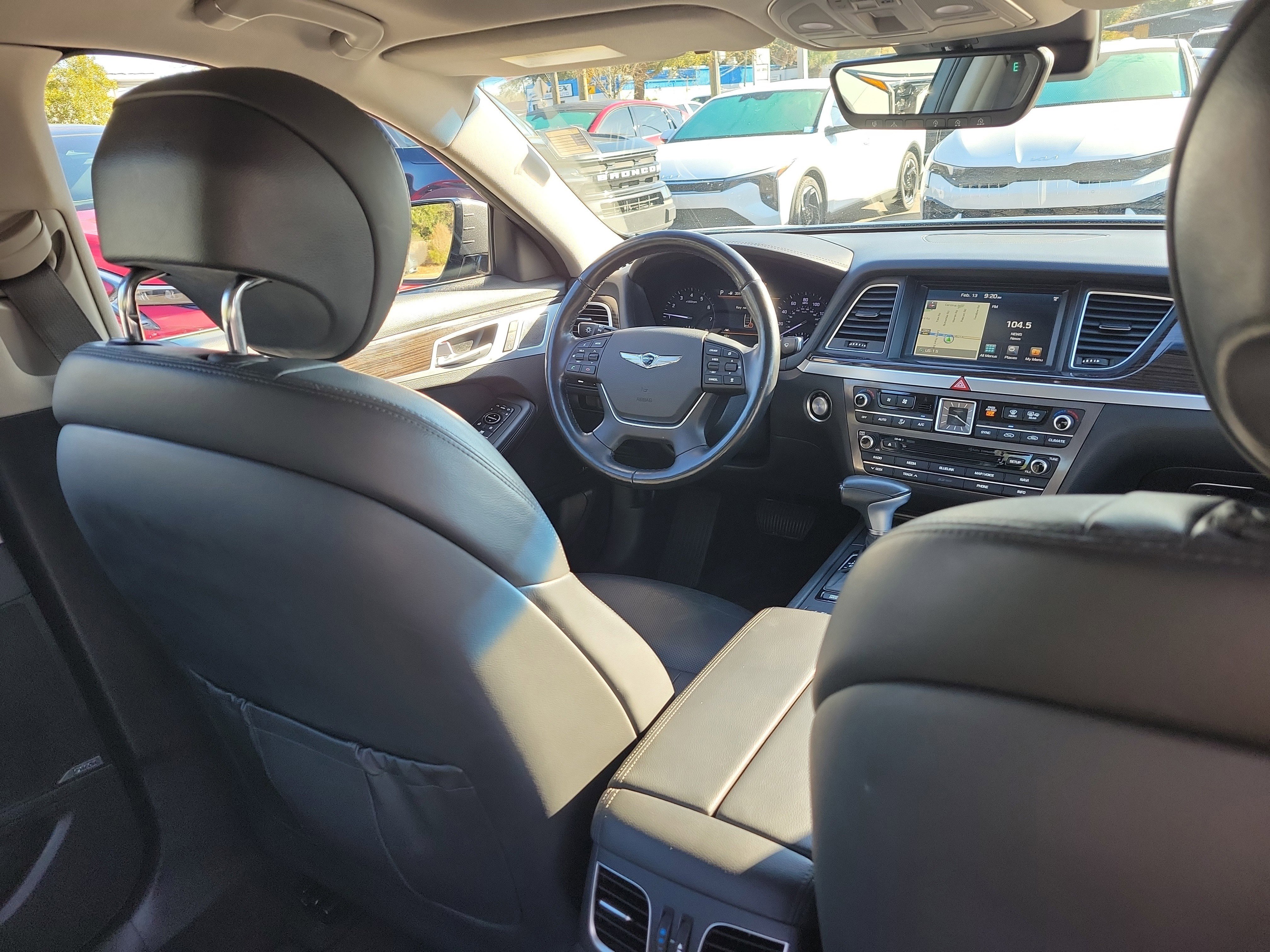 Used 2018 Genesis G80 3.8 w/ Option Group 02 image 13