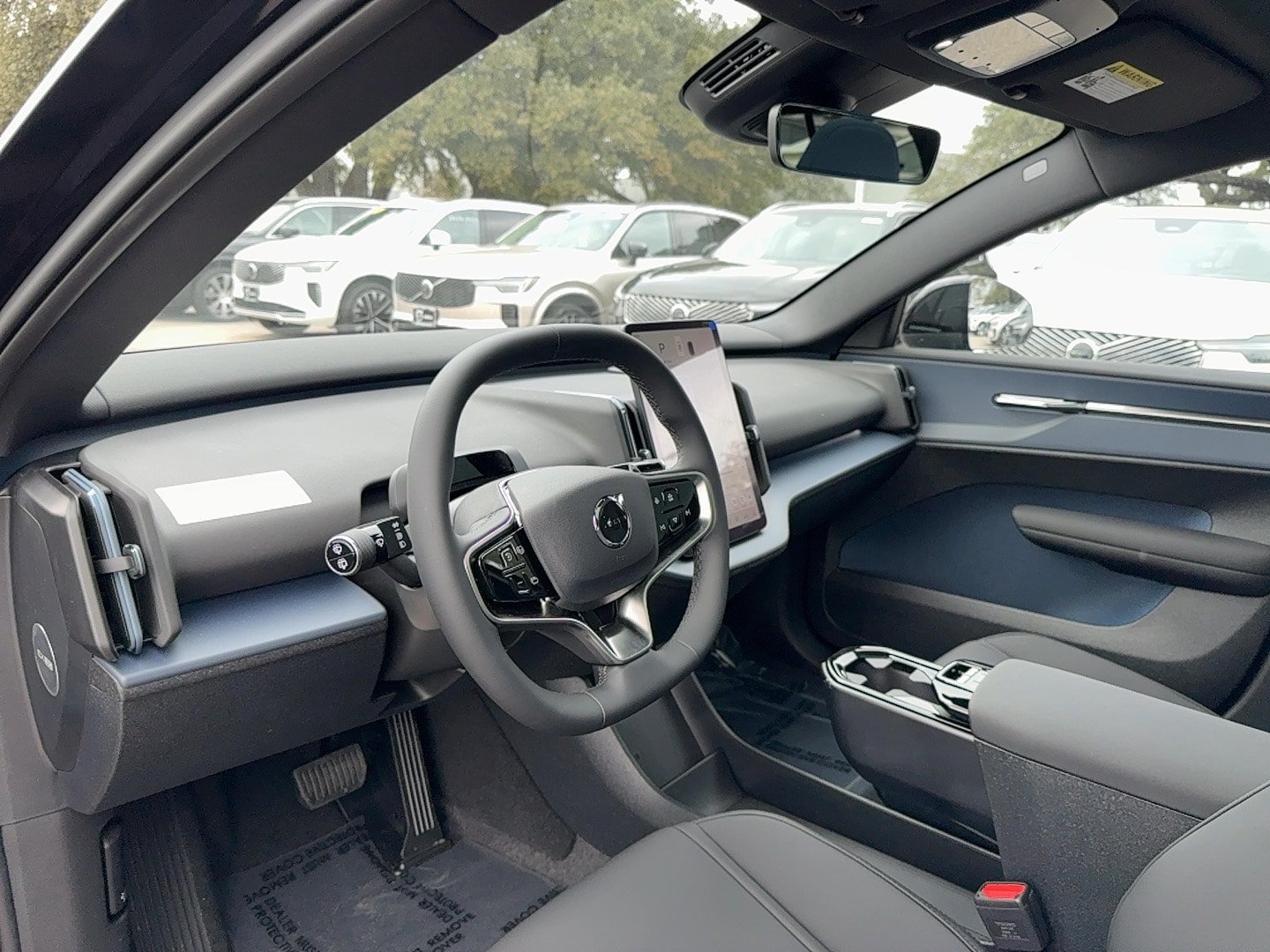 New 2026 Volvo EX30 Cross Country Ultra AWD/4WD image 12