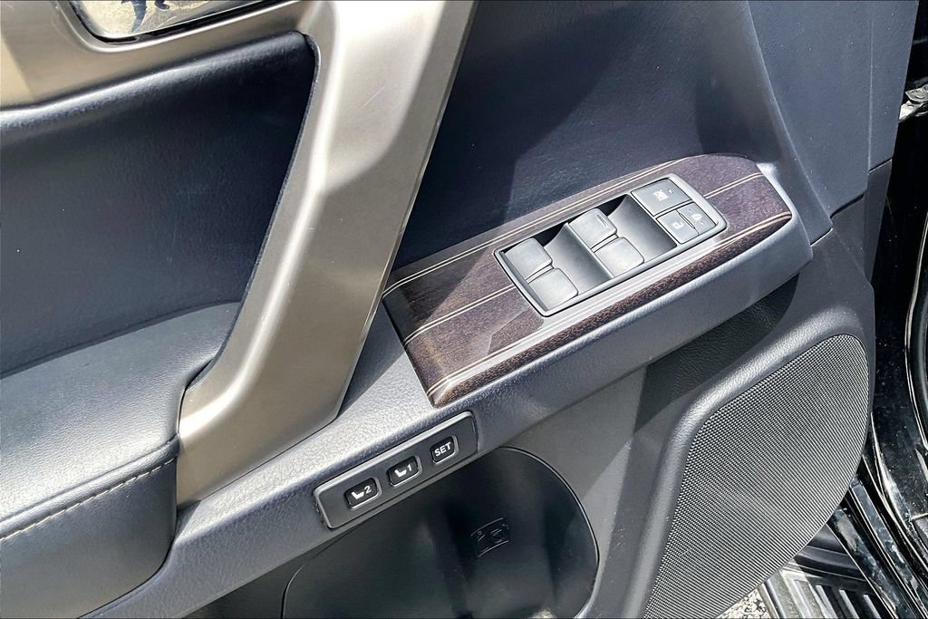 Used 2021 Lexus GX 460 Premium w/ Premium Package AWD/4WD image 52