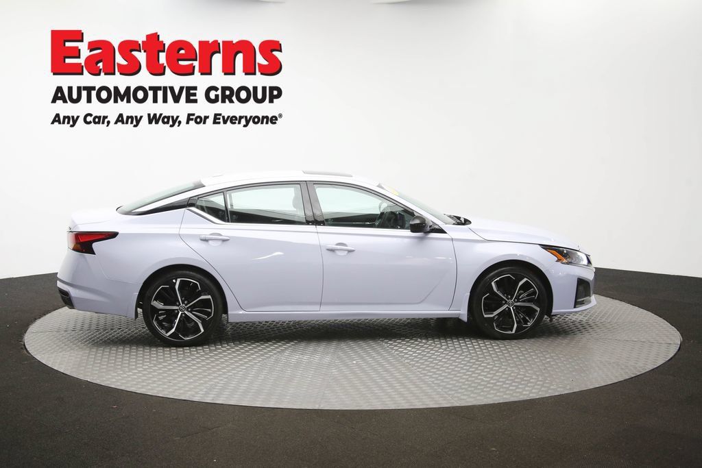 Used 2025 Nissan Altima 2.5 SR w/ SR Premium Package FWD image 45