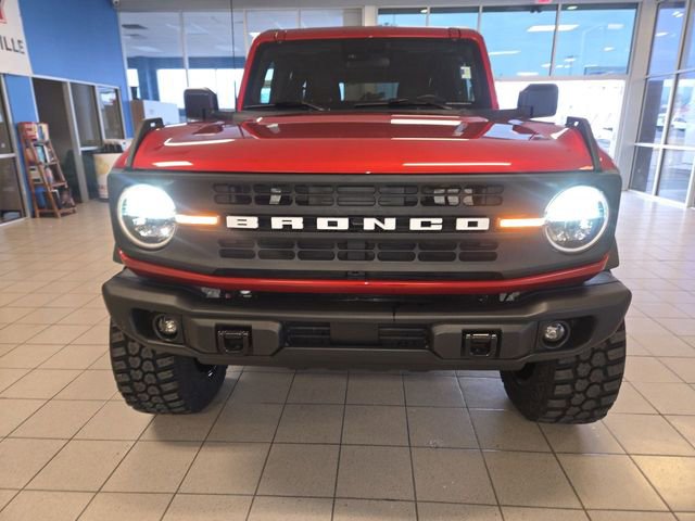 Used 2023 Ford Bronco Black Diamond image 3