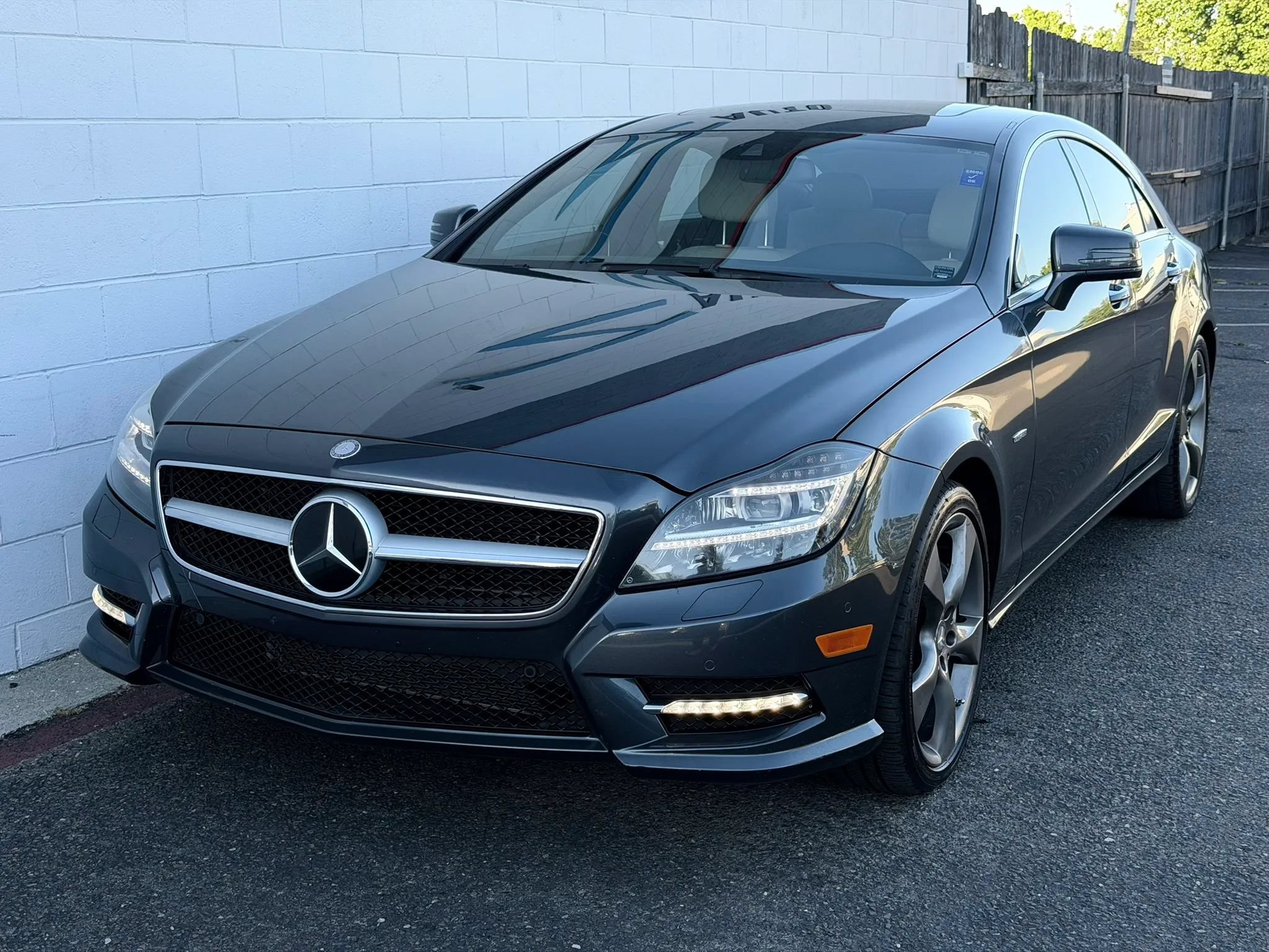 Used 2012 Mercedes-Benz CLS 550 image 2